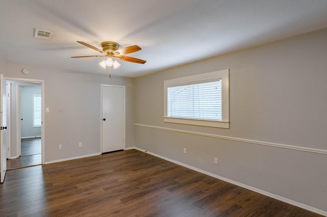 6 Basal Briar Court, The Woodlands, TX 77381
