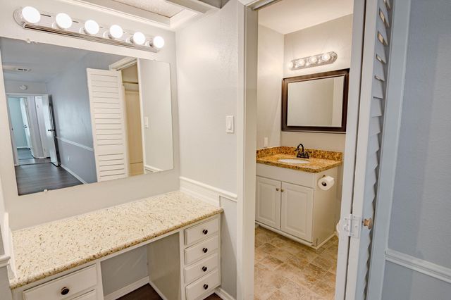 6 Basal Briar Court, The Woodlands, TX 77381