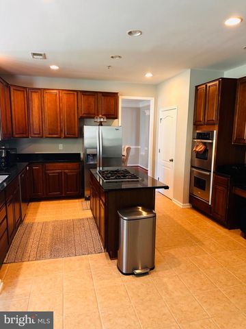 14906 DOVEHEART LN, Bowie, MD 20721