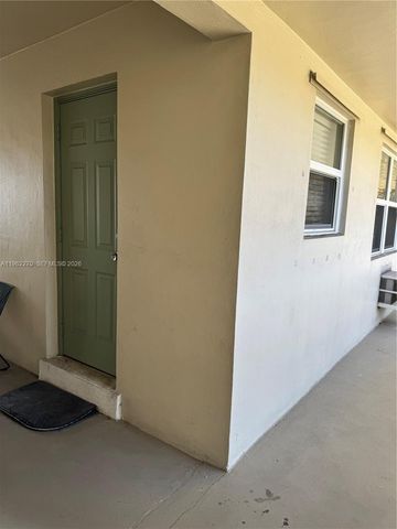 3500 Harrison St 8, Hollywood, FL 33021