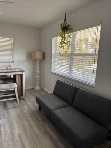 3500 Harrison St 8, Hollywood, FL 33021