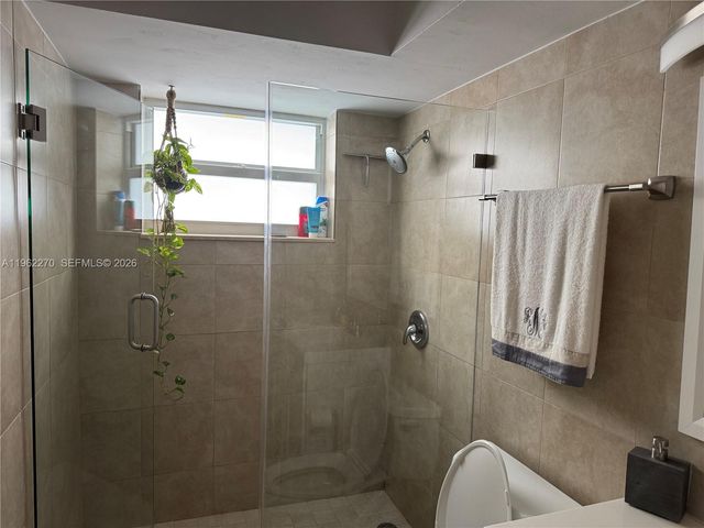 3500 Harrison St 8, Hollywood, FL 33021