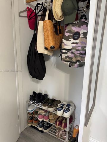 3500 Harrison St 8, Hollywood, FL 33021