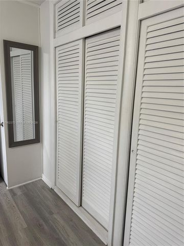 3500 Harrison St 8, Hollywood, FL 33021