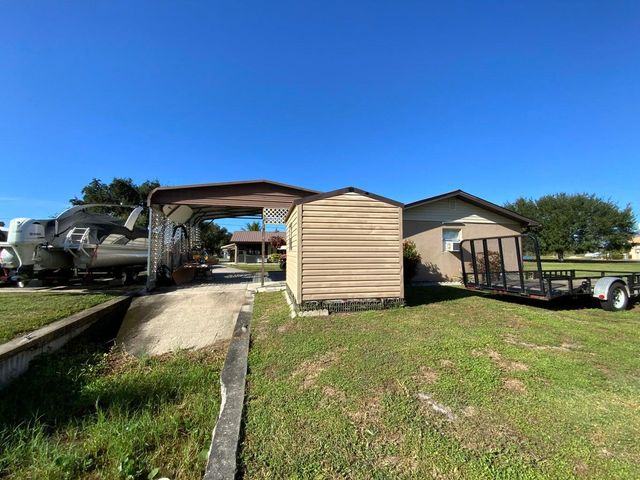 1095 Chobee Loop, Okeechobee, FL 34974