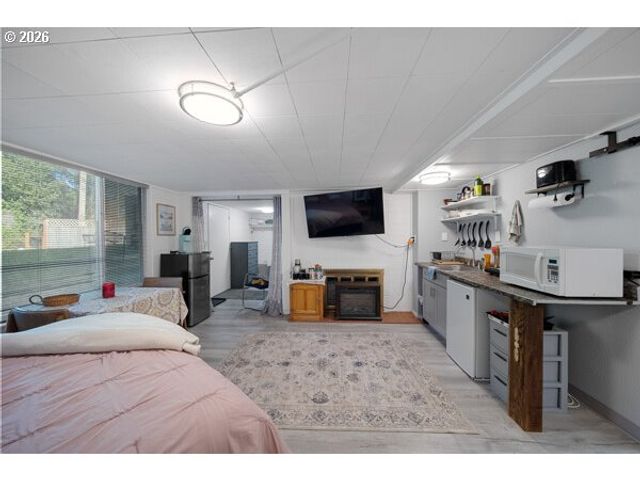 1745 GREENWOOD Ave, Reedsport, OR 97467