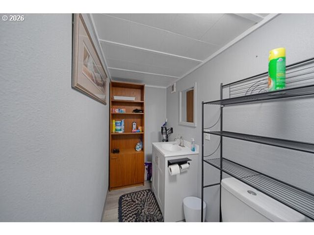 1745 GREENWOOD Ave, Reedsport, OR 97467