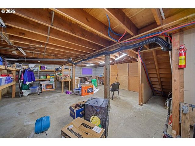 1745 GREENWOOD Ave, Reedsport, OR 97467