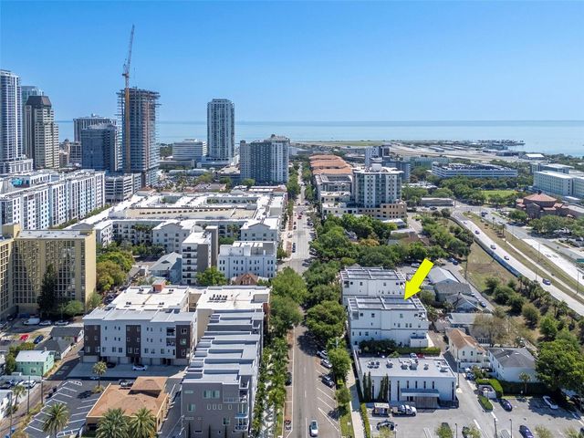 536 4TH AVENUE S 2A, St Petersburg, FL 33701