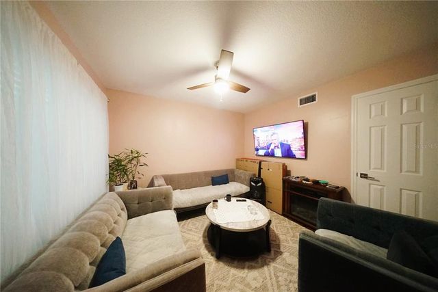 1330 70TH STREET N, St Petersburg, FL 33710