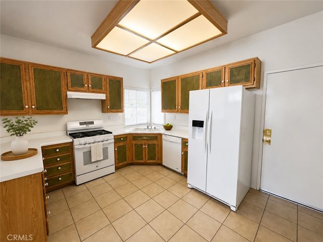 33247 Avenida Bicicleta, Temecula, CA 92592