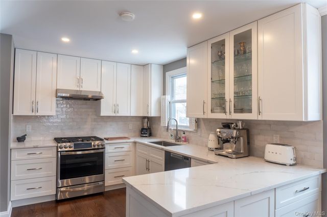 93 Beverly Road, White Plains, NY 10605