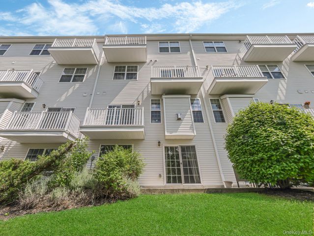 1115 Balsam Drive, New Windsor, NY 12553