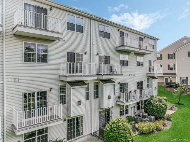 1115 Balsam Drive, New Windsor, NY 12553