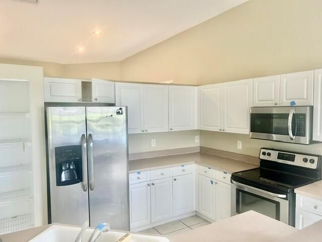 7586 NW 60th Lane, Parkland, FL 33067