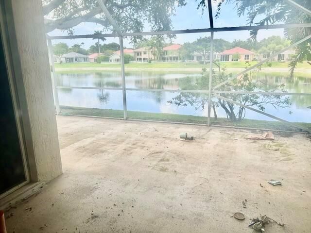 7586 NW 60th Lane, Parkland, FL 33067