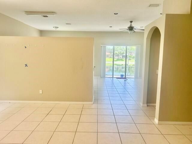 7586 NW 60th Lane, Parkland, FL 33067