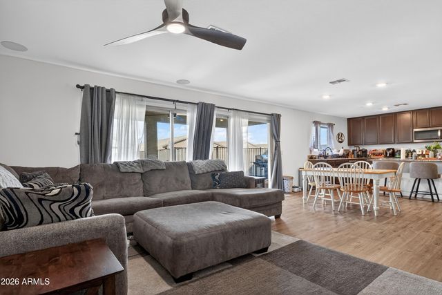 12610 W MYRTLE Avenue, Glendale, AZ 85307