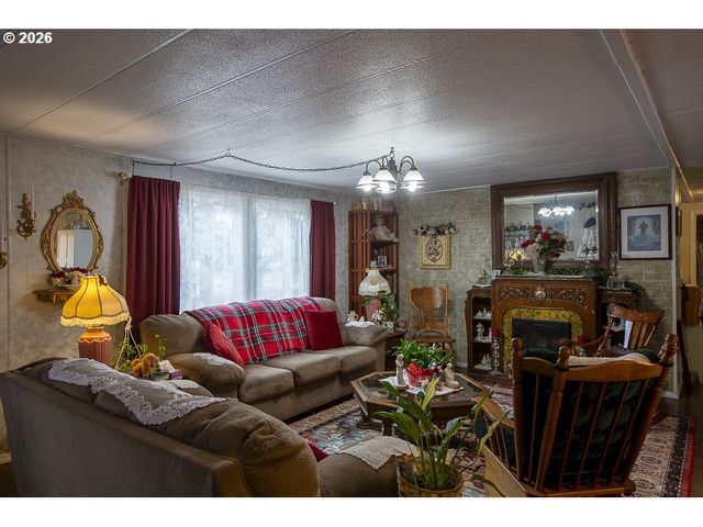 1809 26TH St 3, La Grande, OR 97850