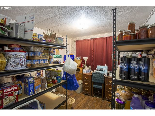 1809 26TH St 3, La Grande, OR 97850