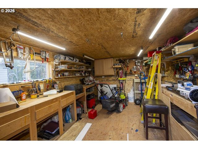 1809 26TH St 3, La Grande, OR 97850