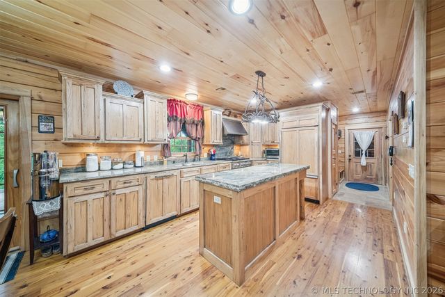 15172 S 4203 Road, Claremore, OK 74017