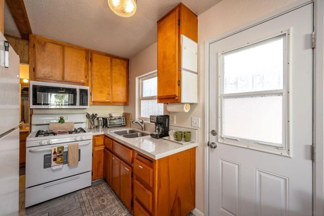 830-832 Pismo Ct, San Diego, CA 92109