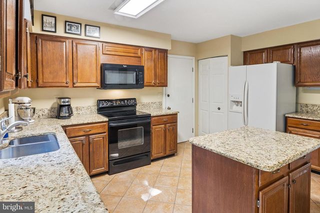 2802 AUTUMN CHASE RUN, Annapolis, MD 21401