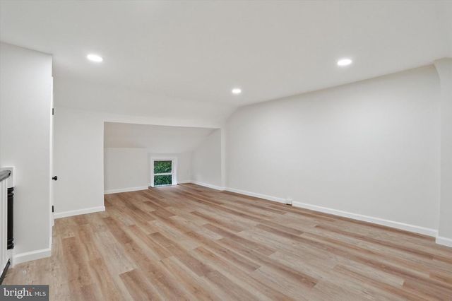 308 W HANOVER ST, Trenton, NJ 08618