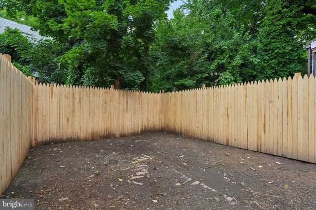 308 W HANOVER ST, Trenton, NJ 08618