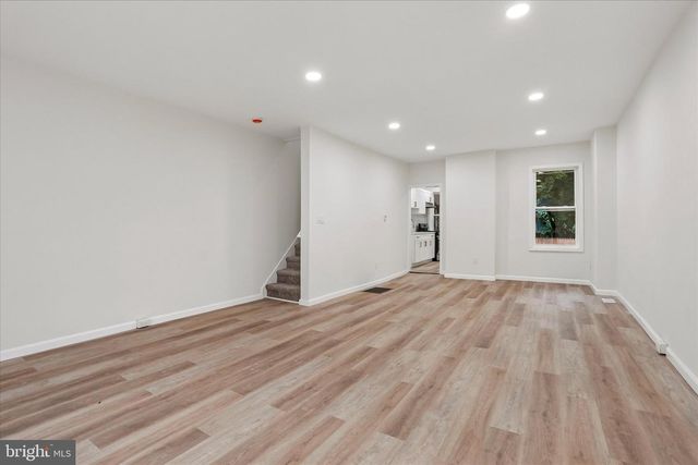 308 W HANOVER ST, Trenton, NJ 08618