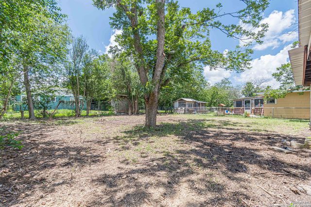 2855 W San Antonio, New Braunfels, TX 78130