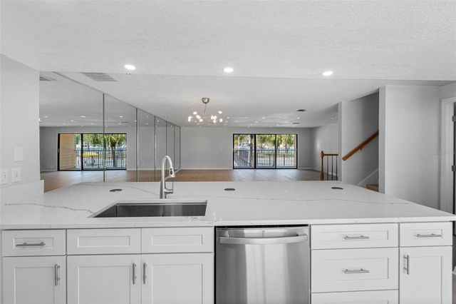 430 SANDY HOOK ROAD, Treasure Island, FL 33706