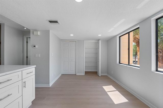 430 SANDY HOOK ROAD, Treasure Island, FL 33706