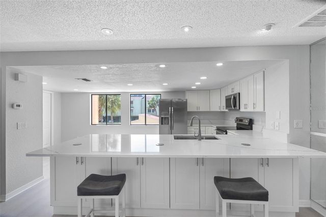 430 SANDY HOOK ROAD, Treasure Island, FL 33706