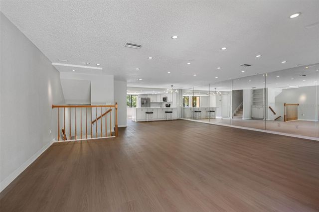 430 SANDY HOOK ROAD, Treasure Island, FL 33706