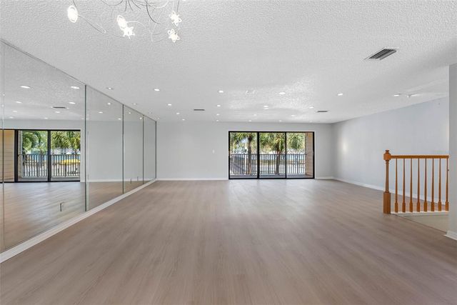 430 SANDY HOOK ROAD, Treasure Island, FL 33706