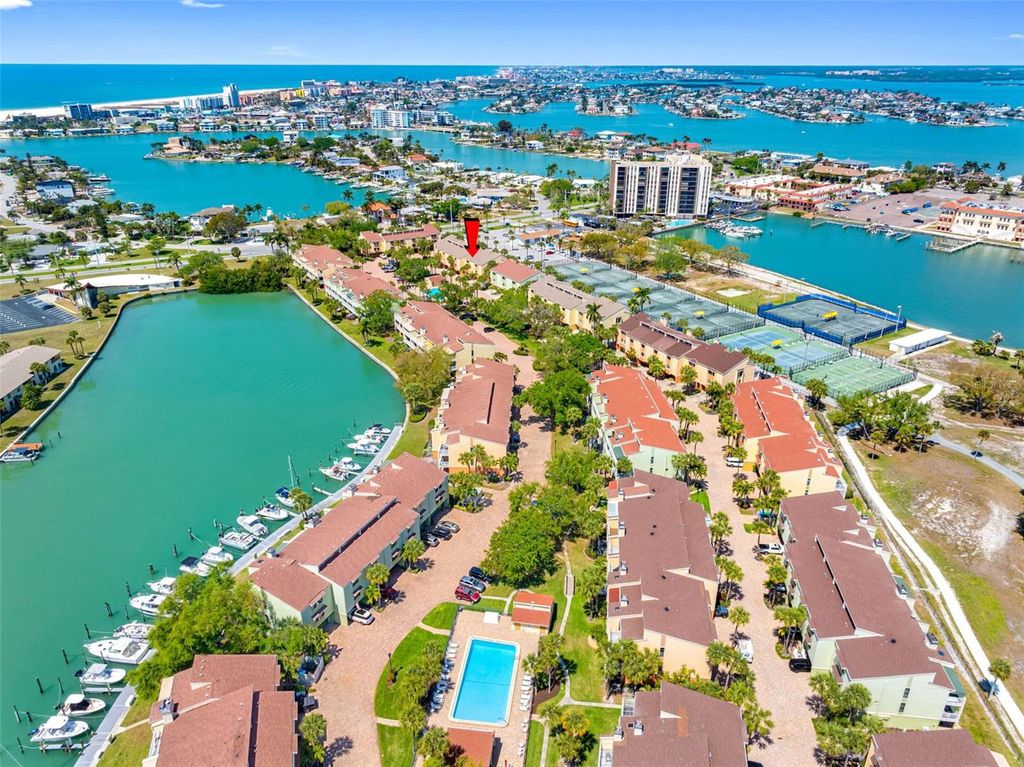 430 SANDY HOOK ROAD, Treasure Island, FL 33706