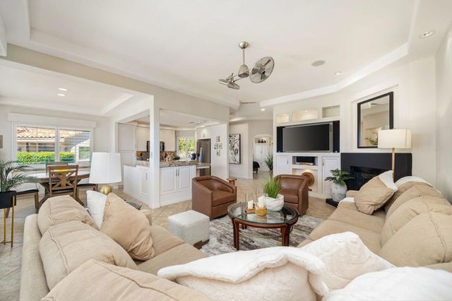 38819 Wisteria Drive, Palm Desert, CA 92211