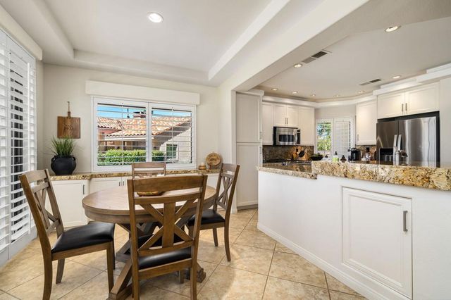 38819 Wisteria Drive, Palm Desert, CA 92211