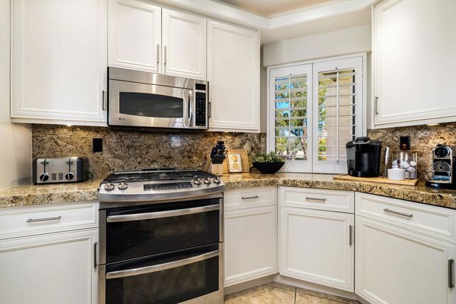 38819 Wisteria Drive, Palm Desert, CA 92211