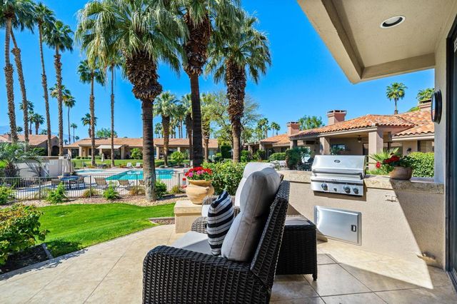 38819 Wisteria Drive, Palm Desert, CA 92211