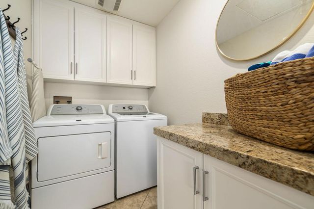 38819 Wisteria Drive, Palm Desert, CA 92211