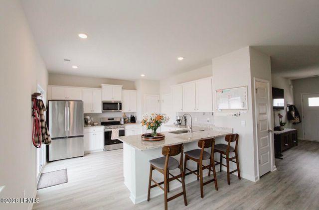 240 Holiday Street, Ridgeland, SC 29936