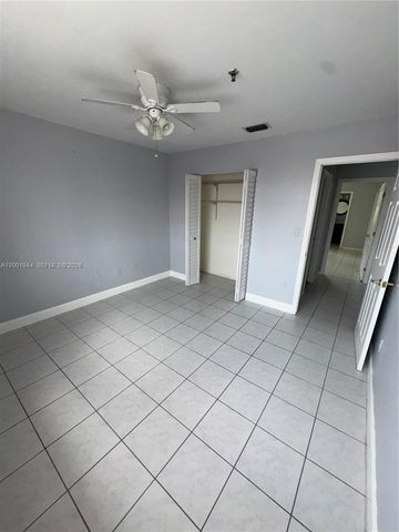 12035 SW 14th St 105, Miami, FL 33184
