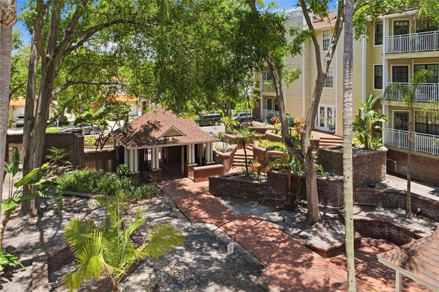 1000 W HORATIO STREET 111, Tampa, FL 33606