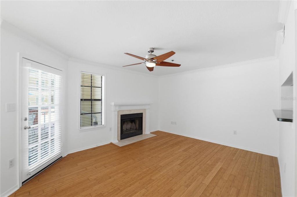 Image 15 of property listing at 1000 W HORATIO STREET 111, Tampa, FL 33606