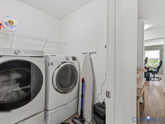7029 Desert Candle Dr, Moseley, VA 23120