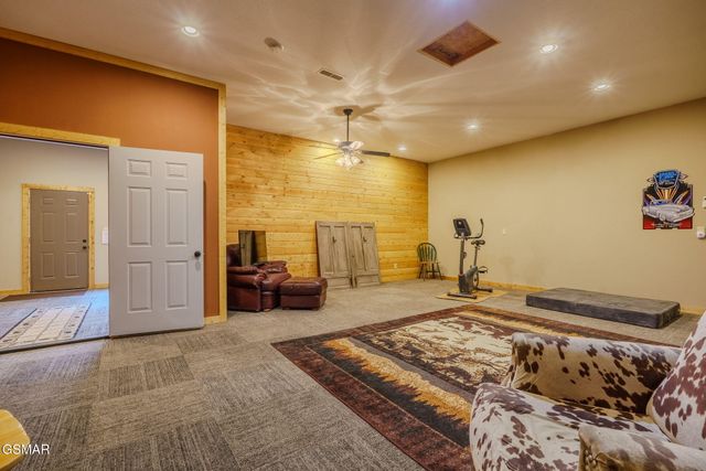 3644 Wears Mountain Lane, Sevierville, TN 37862