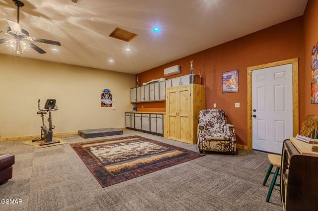 3644 Wears Mountain Lane, Sevierville, TN 37862